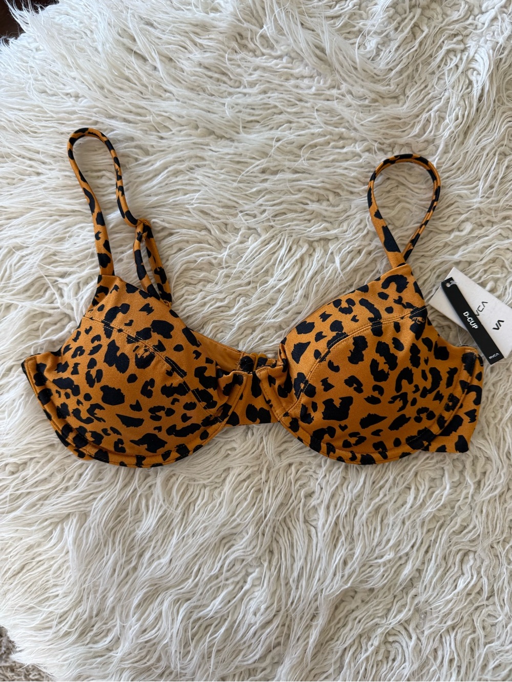RVCA Swim Leopard Underwire Bikini Top NWT 32-34D Cup